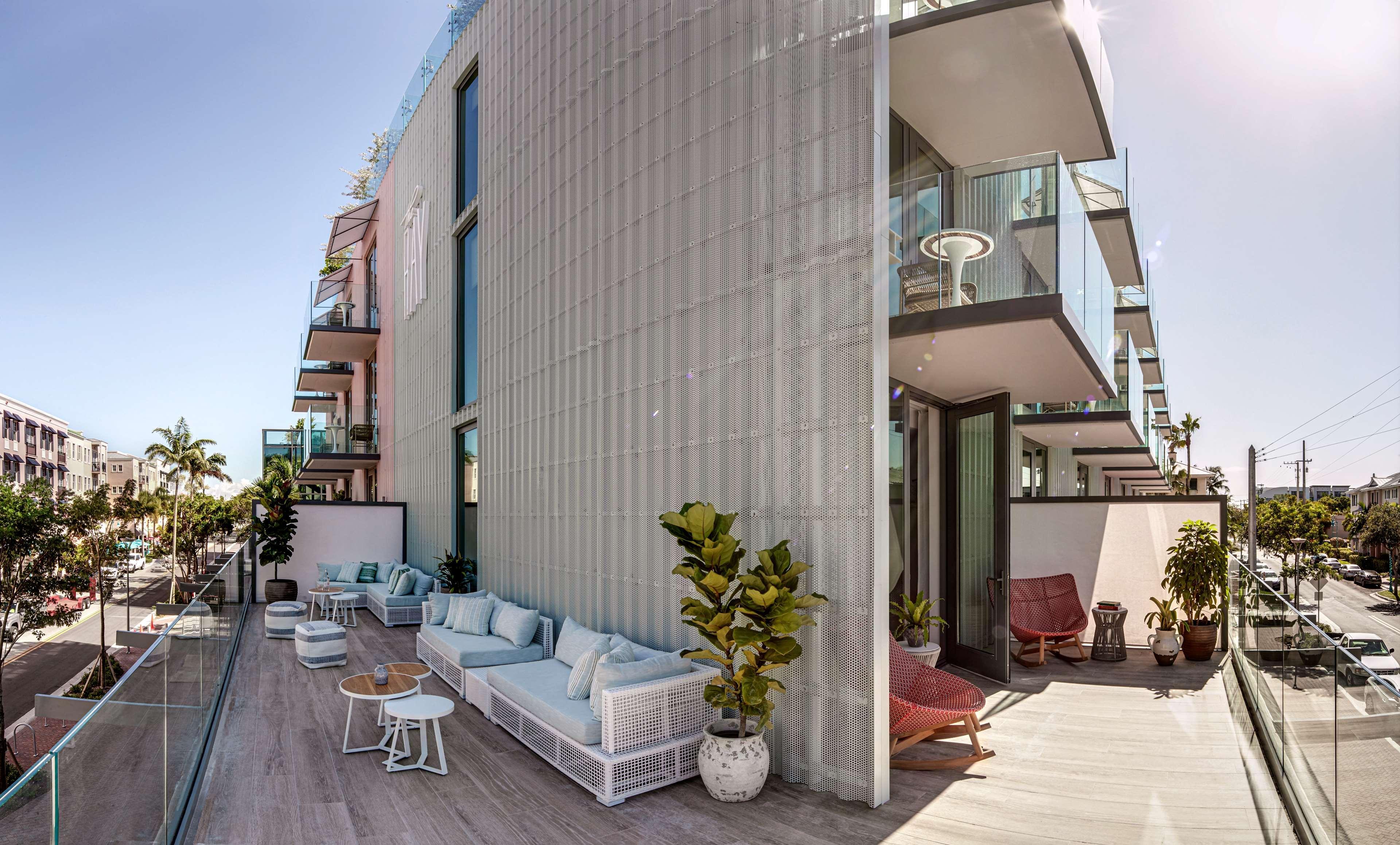 The Ray Hotel Delray Beach, Curio Collection By Hilton Экстерьер фото