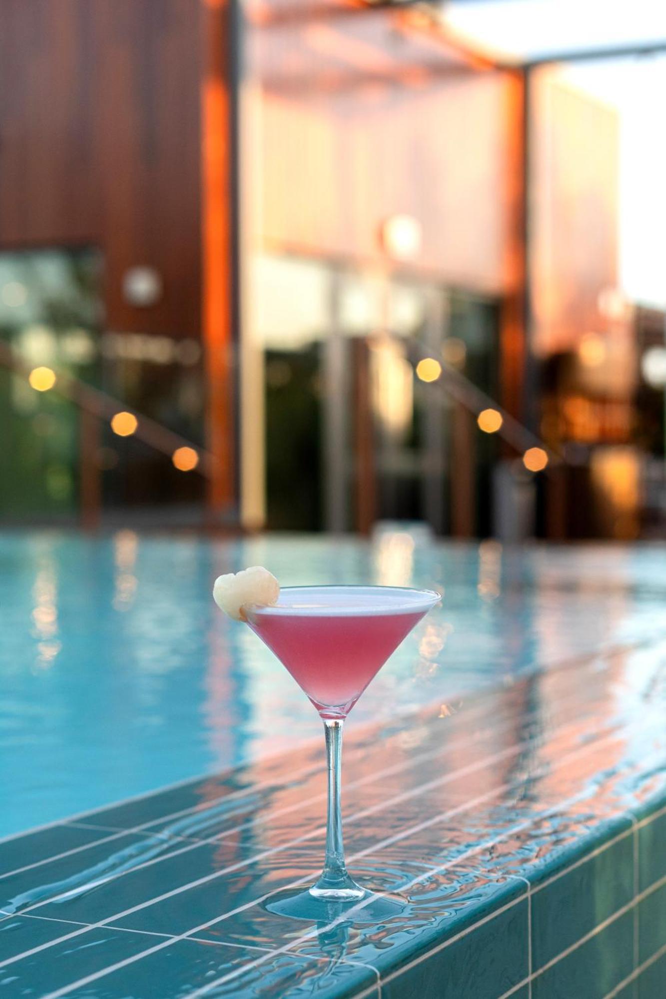 The Ray Hotel Delray Beach, Curio Collection By Hilton Экстерьер фото